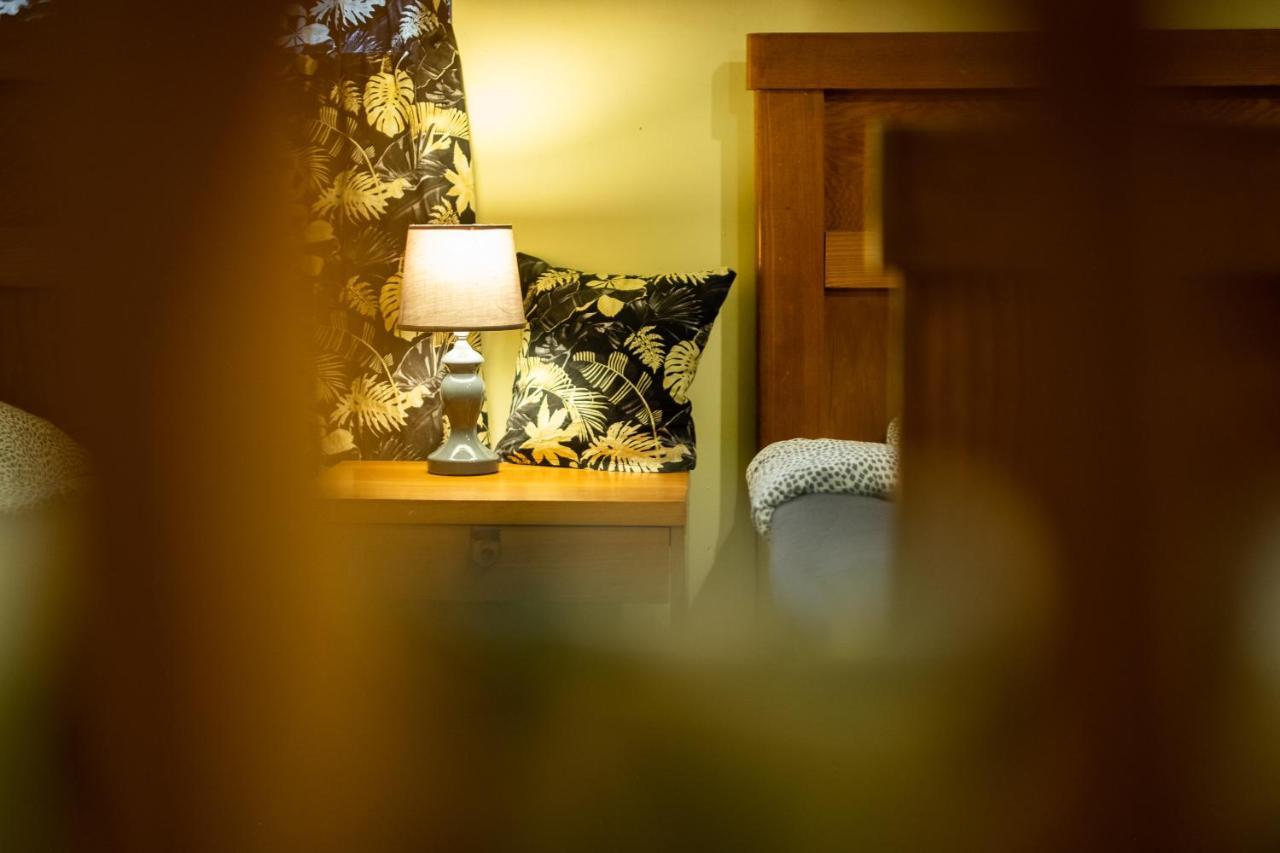 Modryna Ranczo Bed & Breakfast Krasiczyn Bagian luar foto