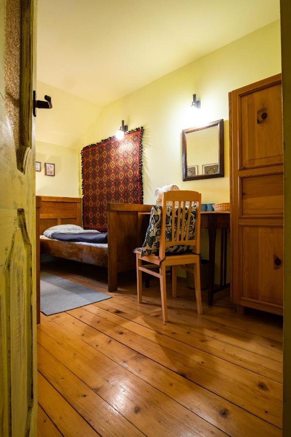 Modryna Ranczo Bed & Breakfast Krasiczyn Bagian luar foto