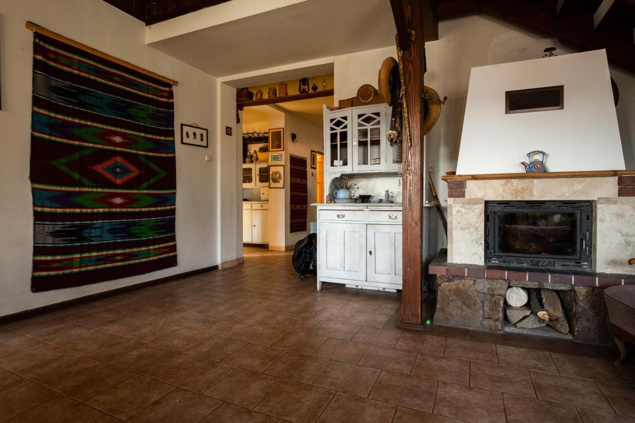 Modryna Ranczo Bed & Breakfast Krasiczyn Bagian luar foto